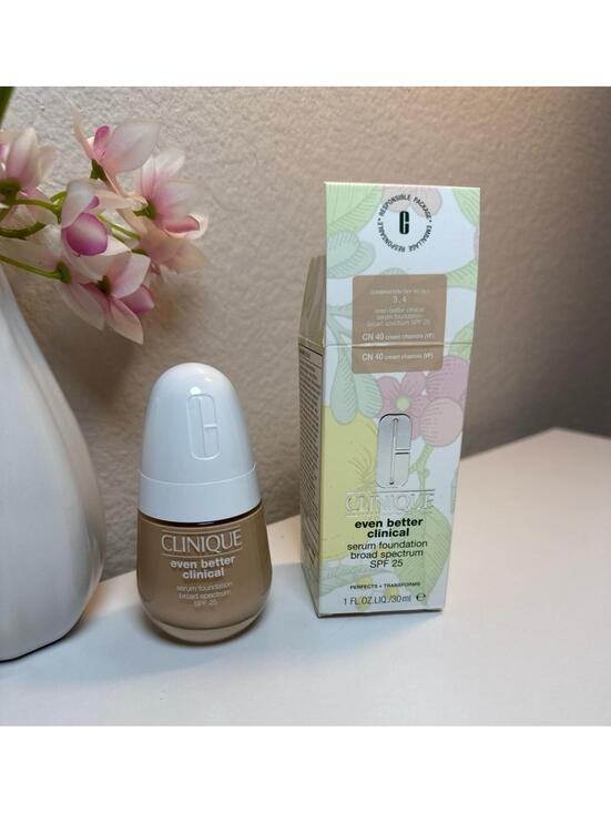 Clinique Other - NEW-CN 40 Clinique Even Better Clinical Serum Foundation Broad Spectrum SPF 25
